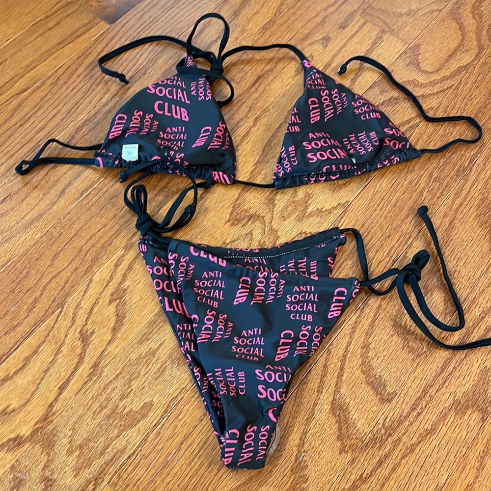 Authentic ASSC Bikini - Picture 3 of 3